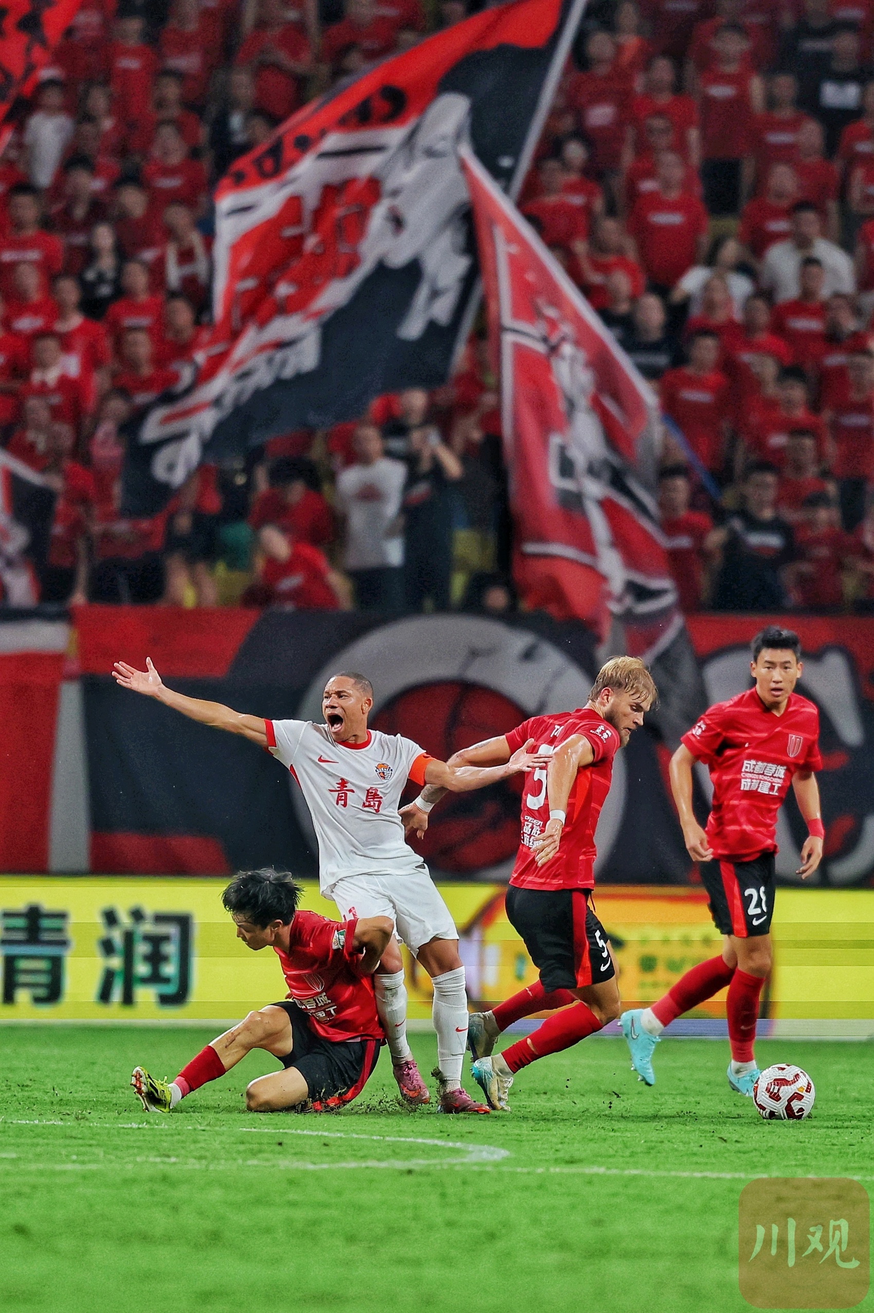 英雄联盟新英雄-里程碑夜成都蓉城刷新队史纪录，西甲国际比赛日刷纪录，信心回归，医务组通报恢复的简单介绍